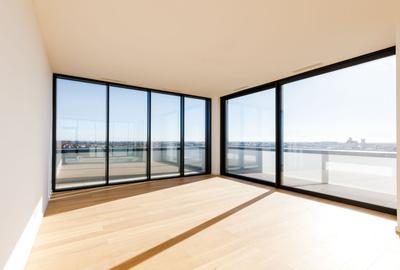 Penthouse cu 3 camere decomandat în Complex Studențesc - 1