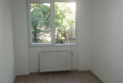 Apartament cu 3 camere semidecomandat în Central - 2