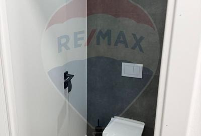Spațiu comercial, de 300 mp, în Central