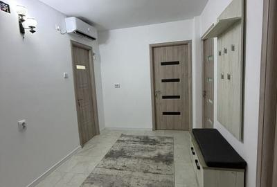 Apartament cu 3 camere decomandat în 1 Mai