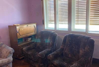 Apartament cu 3 camere nedecomandat în Central - 1