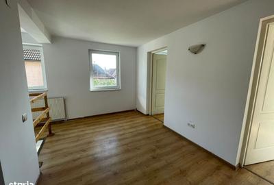 Casă cu 4 camere în Terezian