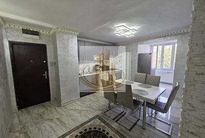 Apartament cu 4 camere decomandat în Lipovei