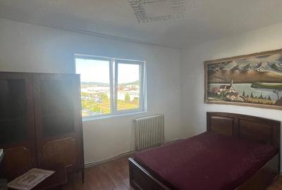 Apartament cu 2 camere semidecomandat în Decebal - 2