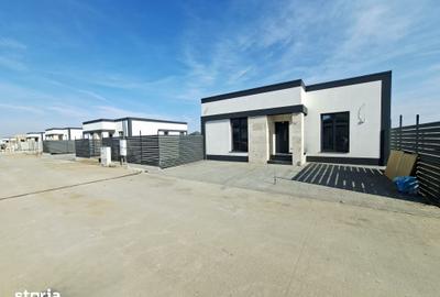 Casă cu 4 camere cu Teren 500 Mp în Berceni