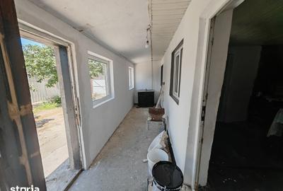 Casă cu 8 camere cu Teren 1150 Mp în Blăgești - 1