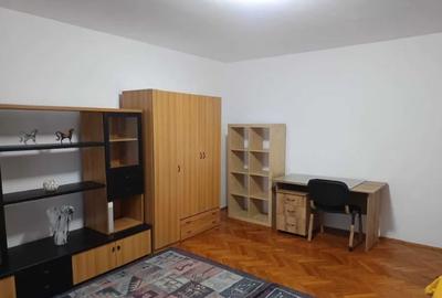 Garsonieră decomandată în Splaiul Unirii - 1