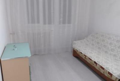 Apartament cu 2 camere semidecomandat în Micro 38 - 2