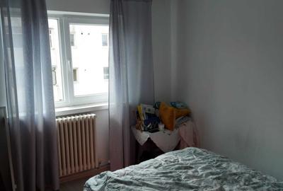 Apartament cu 3 camere decomandat în Central - 2
