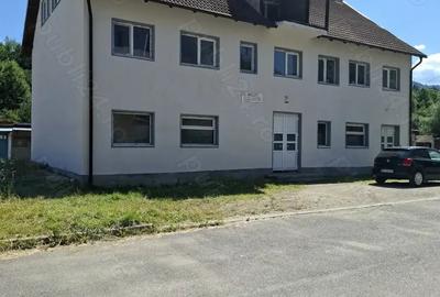 Spațiu comercial, de 520 mp, în Uric - 2