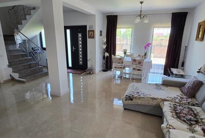 Casă individuală cu 5 camere cu Teren 500 Mp în Central - 8