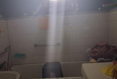 Apartament cu 3 camere semidecomandat în Berceni - 3