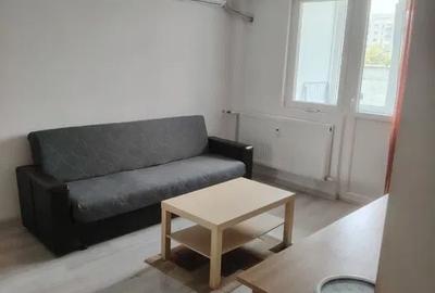 Apartament cu 2 camere decomandat în Valea Ialomiței