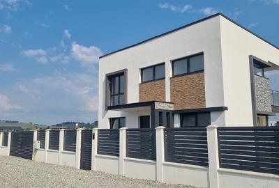 Casă individuală cu 4 camere cu Teren 510 Mp în Sânpetru - 2