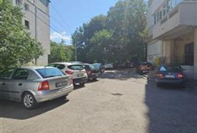 Garsonieră decomandată în Central - 11