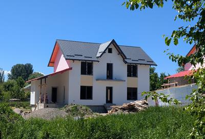 Casă individuală cu 4 camere cu Teren 500 Mp în Măgura - 2