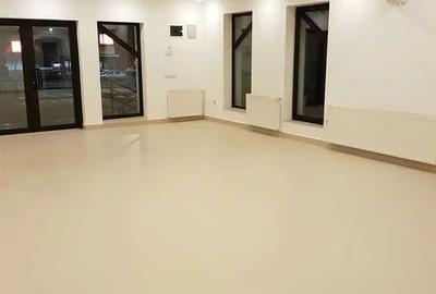 Spațiu comercial, de 75 mp, în Central - 5