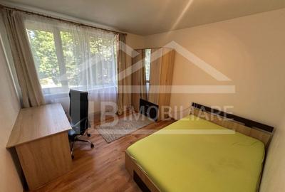 Apartament cu 2 camere decomandat în Cornișa