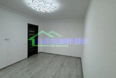 Garsonieră decomandată în Palas - 7