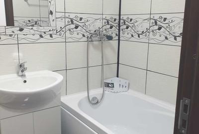 Apartament cu 2 camere semidecomandat în Micro 14