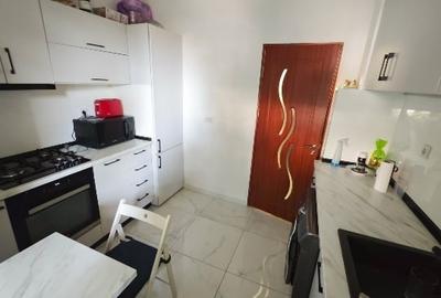 Apartament cu 3 camere decomandat, mobilat în 1 Mai - 7