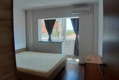 Apartament cu 3 camere decomandat în Aradului