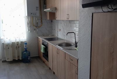 Apartament cu 2 camere decomandat în Complex Studențesc