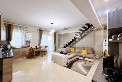 Apartament cu 3 camere semidecomandat, mobilat în Lunca Cetățuii