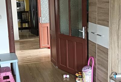 Casă cu 3 camere cu Teren 1129 Mp în Central