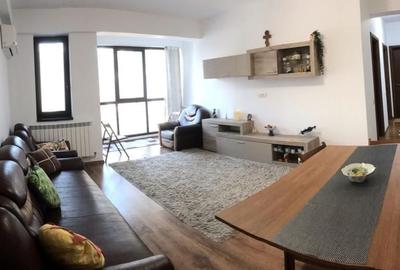 Apartament cu 2 camere decomandat în Palazu Mare