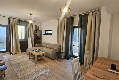 Apartament cu 2 camere semidecomandat, mobilat în Pajura
