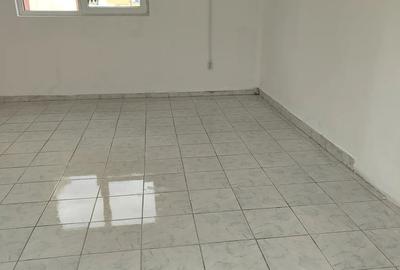 Spațiu comercial, de 21 mp, în Central - 1