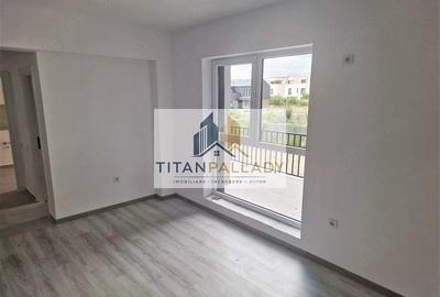Garsonieră decomandată în Titan