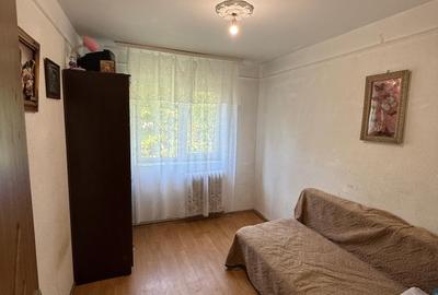 Apartament cu 3 camere semidecomandat în Păcurari - 5