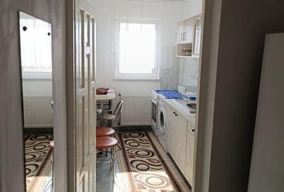 Garsonieră decomandată în Gruia