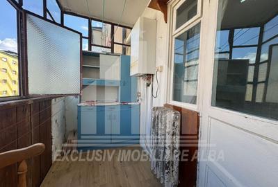 Apartament cu 3 camere decomandat, mobilat în Cetate - 9