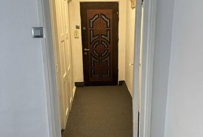Apartament cu 2 camere semidecomandat în Nufărul