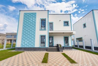 Casă individuală cu 4 camere cu Canalizare în Tunari