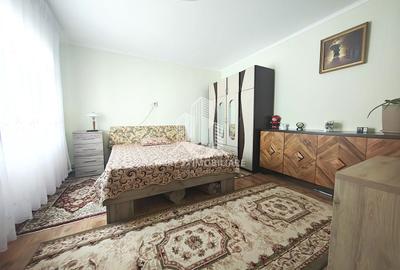 Casă individuală cu 6 camere cu Teren 476 Mp în Central - 15