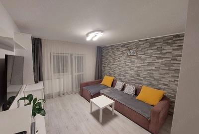 Garsonieră decomandată în Apărătorii Patriei