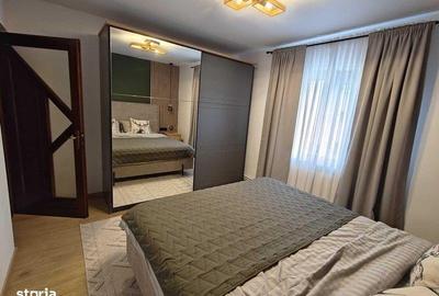 Apartament cu 3 camere, mobilat în Decebal