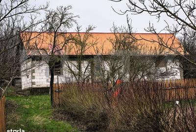 Casă cu 3 camere cu Teren 1000 Mp în Schitu Duca - 3