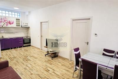 Apartament cu 3 camere semidecomandat, mobilat în Turnișor