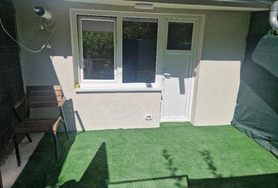 Apartament cu 2 camere semidecomandat în Traian