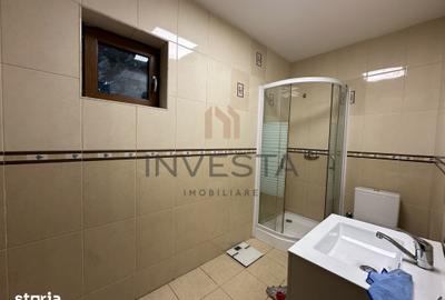 Apartament cu 4 camere decomandat în Andrei Mureșanu