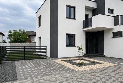Casă cu 5 camere cu Teren 250 Mp în Central
