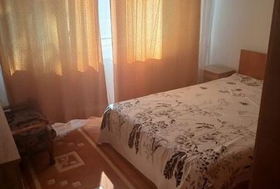 Apartament cu 2 camere decomandat în Girocului