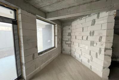 Duplex cu 4 camere cu Canalizare în Palazu Mare - 40