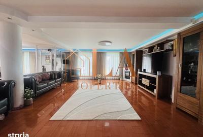Casă cu 7 camere cu Teren 1411 Mp în Central