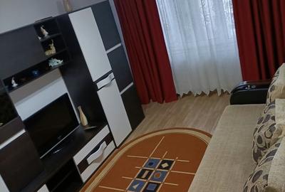 Apartament cu 2 camere decomandat în Berceni